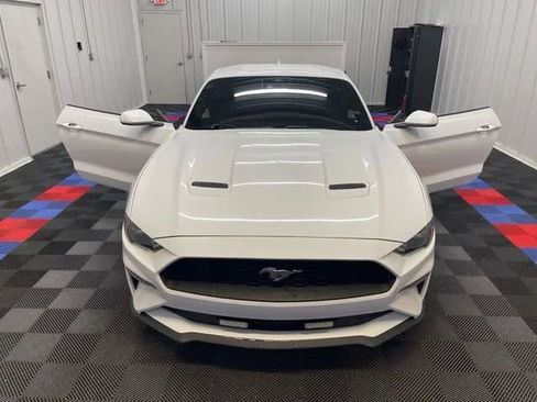 Used 2021 Ford Mustang Coupe w/ Equipment Group 101A RWD image 17