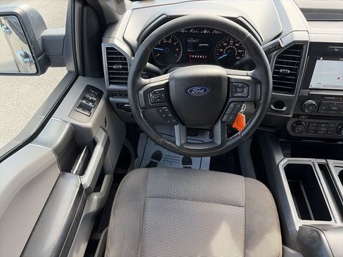 Used 2017 Ford F150 XLT w/ Equipment Group 302A Luxury RWD image 15