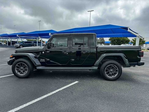 Used 2020 Jeep Gladiator Overland AWD/4WD image 9