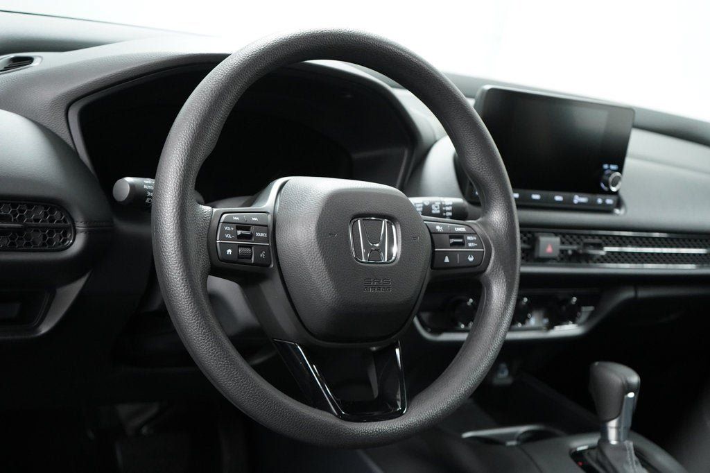 Used 2025 Honda HR-V LX image 13