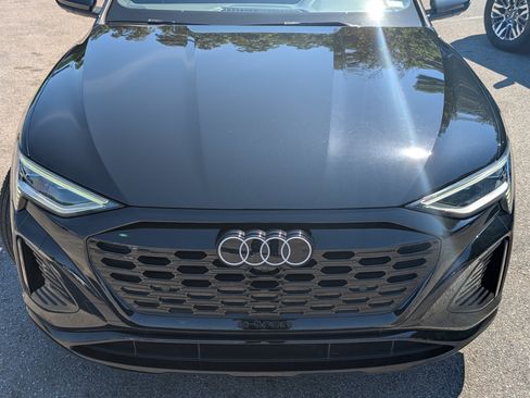 Used 2024 Audi Q8 e-tron Premium Plus w/ Premium Plus Package AWD/4WD image 12