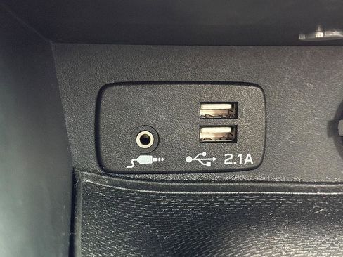 Used 2021 Subaru Crosstrek 2.5i Limited w/ Popular Package #4 image 35