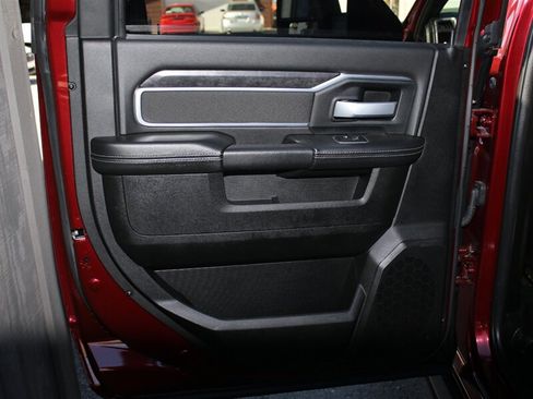 Used 2024 RAM 2500 Big Horn AWD/4WD image 14