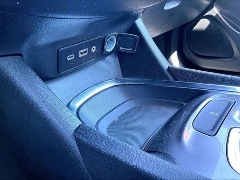 Used 2023 Chevrolet Malibu LT FWD image 16