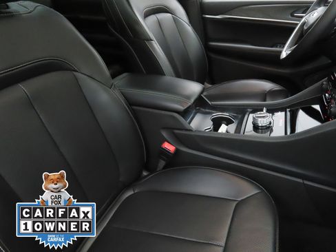 Used 2024 Jeep Grand Cherokee L Limited w/ Luxury Tech Group II image 28