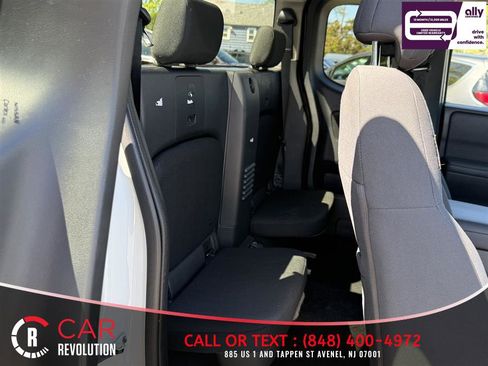 Used 2024 Nissan Frontier S w/ S Utility Package RWD image 22