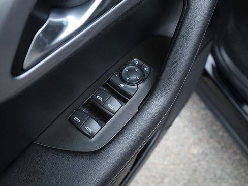 Used 2022 Chevrolet Blazer LT image 21