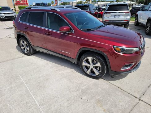 Used 2020 Jeep Cherokee Limited FWD image 7