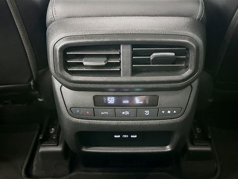 Used 2025 Honda Pilot EX-L image 28