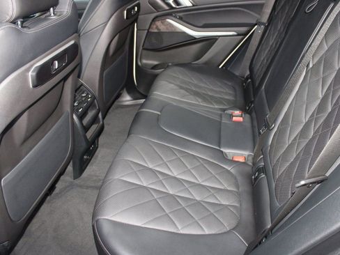 Used 2024 BMW X5 xDrive40i w/ Parking Assistance Package image 28