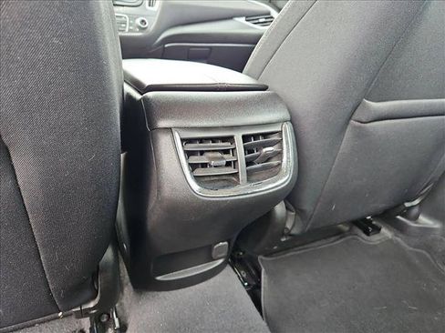 Used 2025 Chevrolet Malibu LT FWD image 14