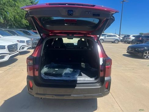 New 2026 Subaru Outback Limited AWD/4WD image 10