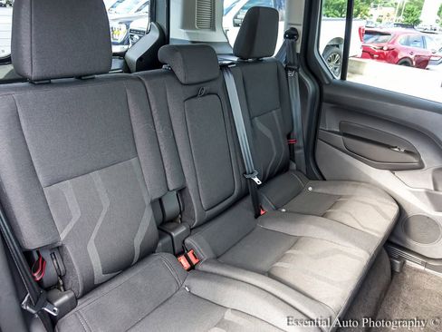 Used 2016 Ford Transit Connect XLT image 23