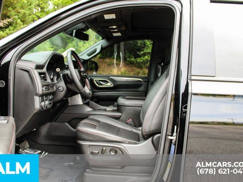 Used 2024 Chevrolet Tahoe RST w/ Luxury Package RWD image 17