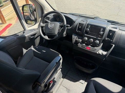 Used 2016 RAM ProMaster 2500 image 21