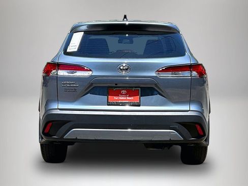 Used 2024 Toyota Corolla Cross L FWD image 6