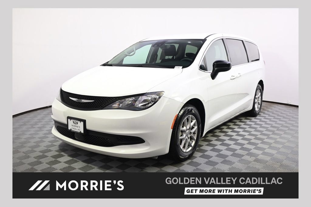 Used 2024 Chrysler Voyager LX FWD image 1