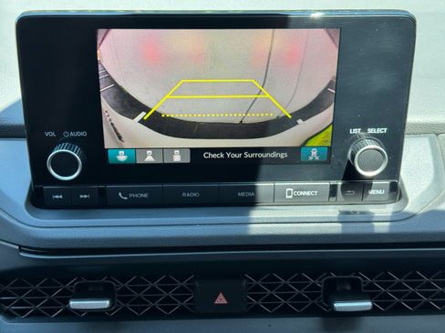 Used 2023 Honda Accord EX image 24