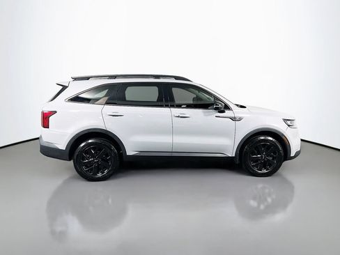 Used 2022 Kia Sorento S w/ Panoramic Sunroof Package AWD/4WD image 4