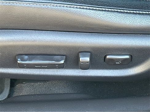 Used 2020 Acura ILX w/ Premium Package image 30