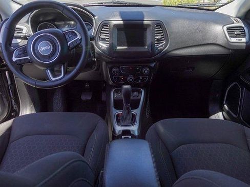 Used 2019 Jeep Compass Sport FWD image 27