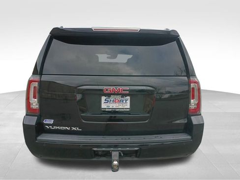 Used 2020 GMC Yukon XL SLT image 4