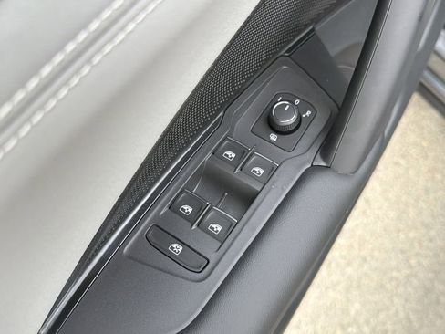 New 2026 Volkswagen Tiguan SE R-Line FWD image 25