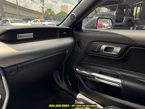 Used 2019 Ford Mustang GT Premium RWD image 14