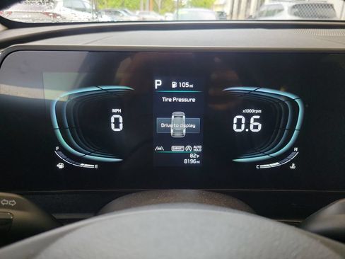Used 2025 Kia Sportage EX FWD image 21