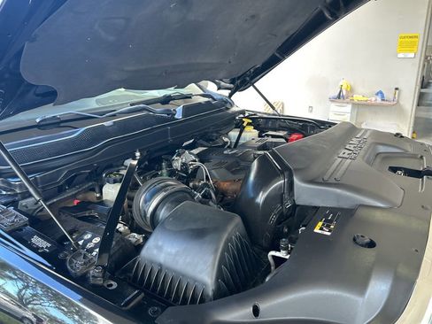 Used 2022 RAM 3500 Laramie w/ Max Tow Package image 11