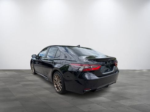 Used 2023 Toyota Camry SE w/ Convenience Package FWD image 4