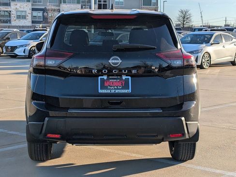 New 2026 Nissan Rogue SV w/ Cold Weather Package FWD image 5