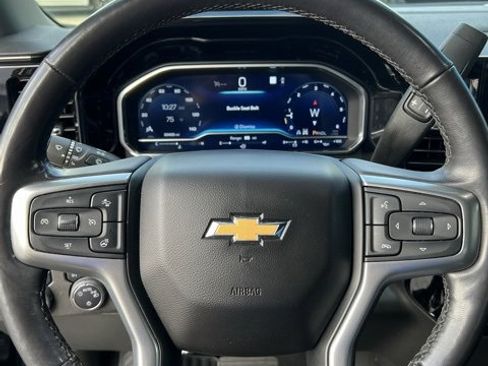 Used 2022 Chevrolet Silverado 1500 LT image 23