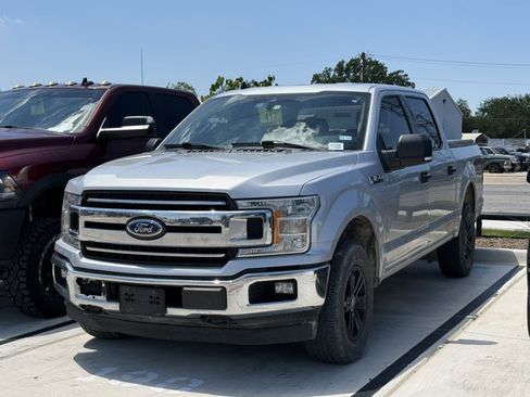 Used 2019 Ford F150 XLT w/ Equipment Group 301A Mid AWD/4WD image 9