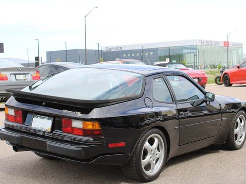 Used 1990 Porsche 944 Coupe RWD image 5