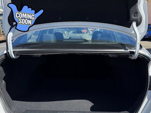 Used 2025 Nissan Sentra S FWD image 18