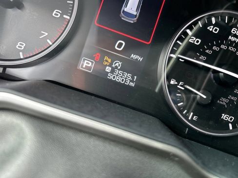 Used 2025 Subaru Outback Onyx Edition AWD/4WD image 8