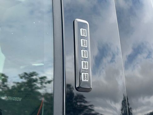 New 2026 Ford F250 Lariat w/ Black Appearance Package image 15