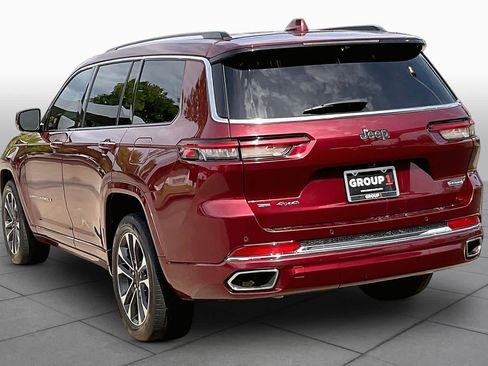 Used 2021 Jeep Grand Cherokee L Overland w/ Luxury Tech Group IV AWD/4WD image 12