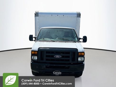 Used 2015 Ford E-350 and Econoline 350 Super Duty RWD image 4