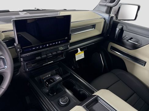 New 2026 GMC Hummer EV 2X image 23