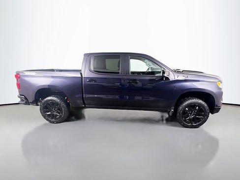 Used 2024 Chevrolet Silverado 1500 LT Trail Boss w/ LPO, Dark Essentials Package AWD/4WD image 5