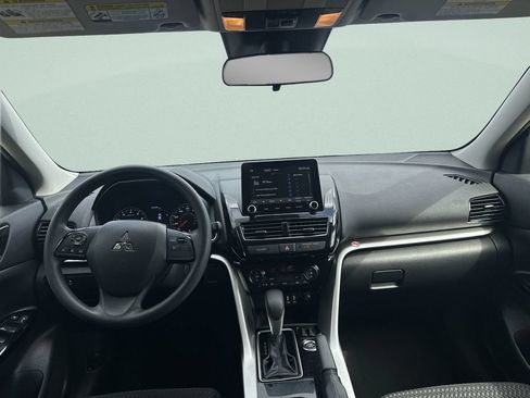 Used 2025 Mitsubishi Eclipse Cross LE AWD/4WD image 21