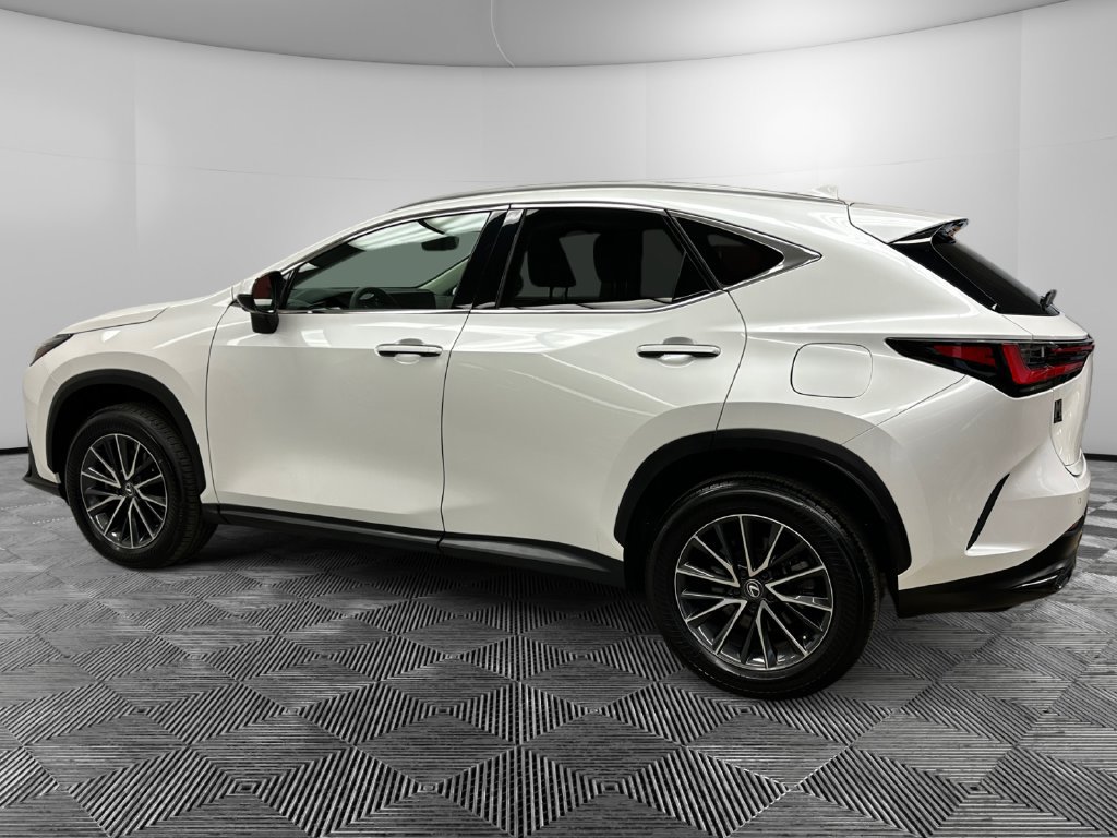 Used 2024 Lexus NX 350 AWD w/ Vision Package image 4