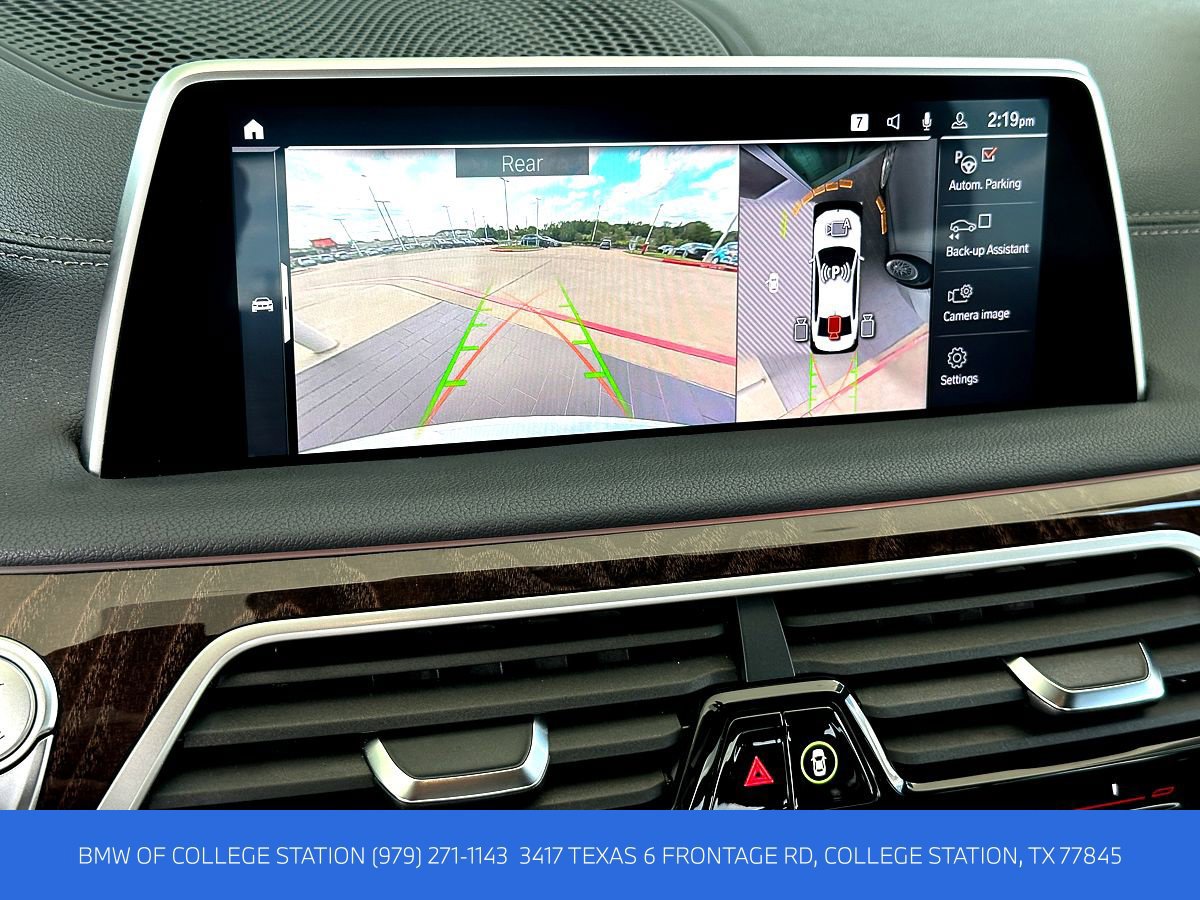 Certified 2022 BMW 740i w/ M Sport Package RWD image 13