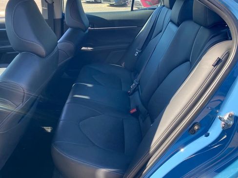Used 2023 Toyota Camry XSE FWD image 8