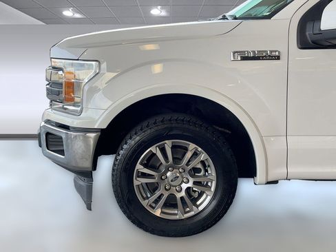 Certified 2019 Ford F150 Lariat w/ Equipment Group 501A Mid image 19