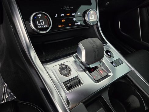 Certified 2024 Jaguar XF R-Dynamic SE image 23