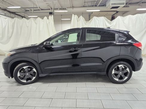 Used 2018 Honda HR-V EX image 12