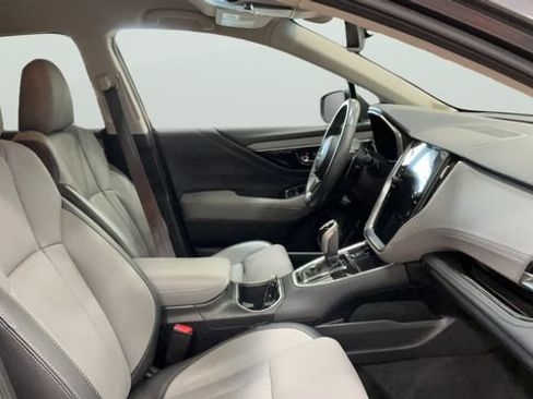 Used 2021 Subaru Outback Limited AWD/4WD image 12